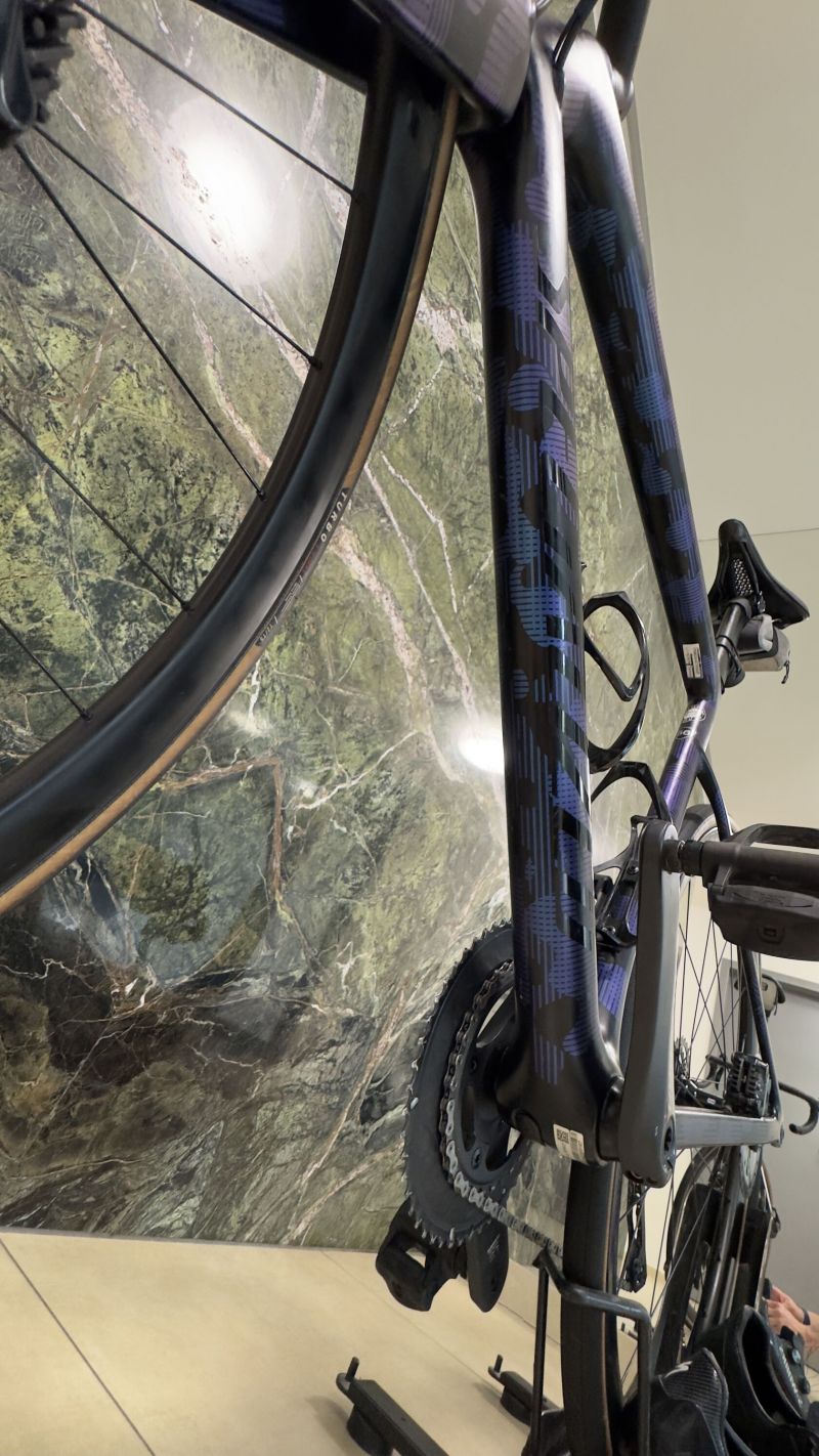 Specialized Tarmac SL6 Expert ultegra Di2/ Boty S-works 44