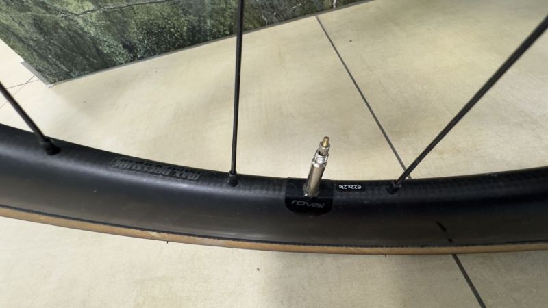 Specialized Tarmac SL6 Expert ultegra Di2/ Boty S-works 44