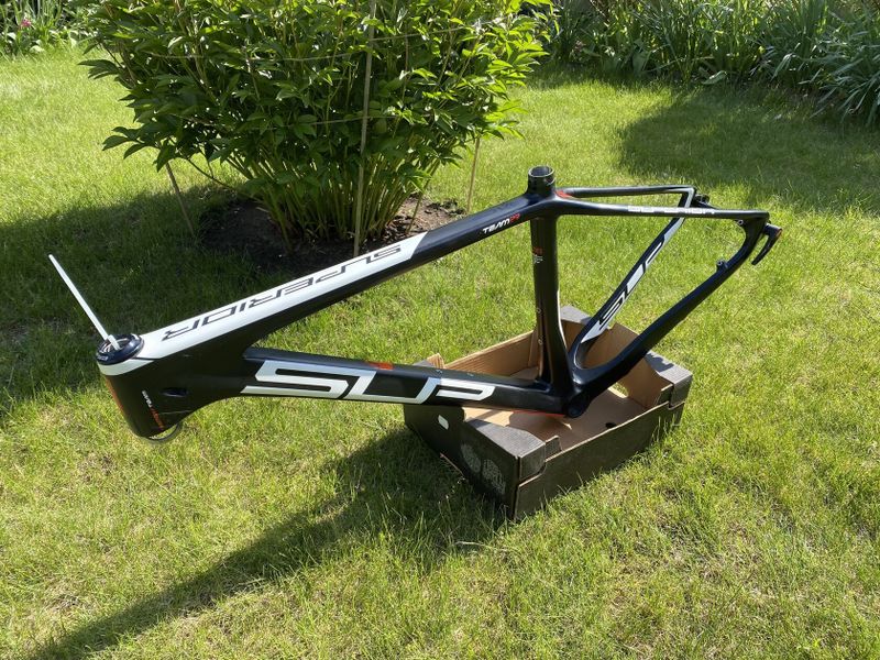 Karbonový rám Superior Team 29 Issue (2016) – velikost M