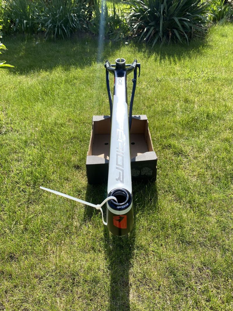 Karbonový rám Superior Team 29 Issue (2016) – velikost M