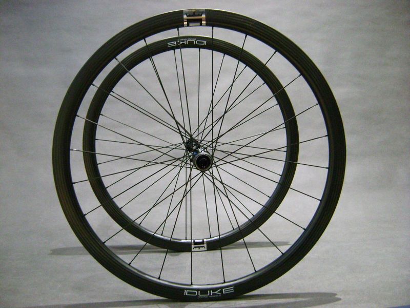 DUKE Baccara 35 carbon 3K (1390g)