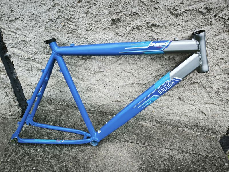Raleigh 23" pro 26kola 