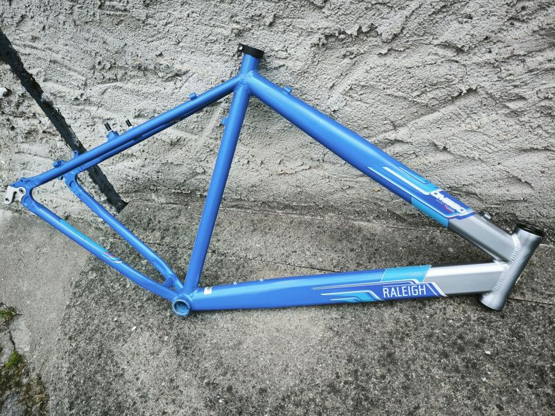Raleigh 23" pro 26kola 