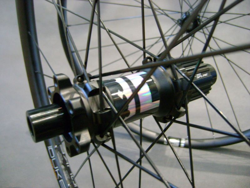 DUKE LS HD Dynamal (1560g)