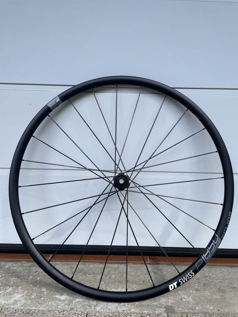 DT swiss 1850 - par kolies na predaj v perfektnom stave