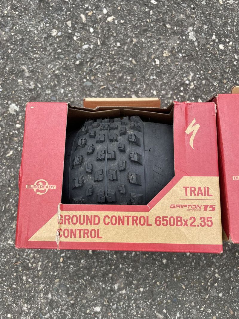 Specialized ground control T5 