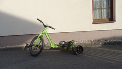 Driftovací tříkolka DRIFTRIKE TRIAD UNDERWORLD 2 GREEN