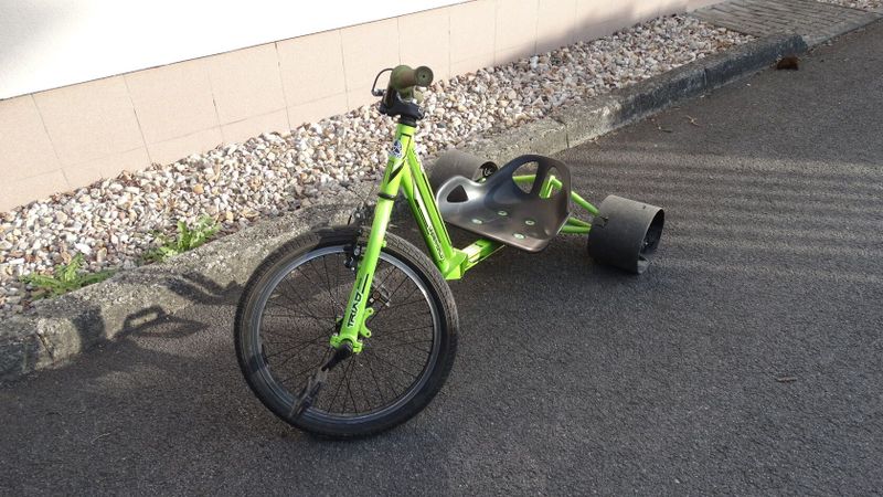 Driftovací tříkolka DRIFTRIKE TRIAD UNDERWORLD 2 GREEN