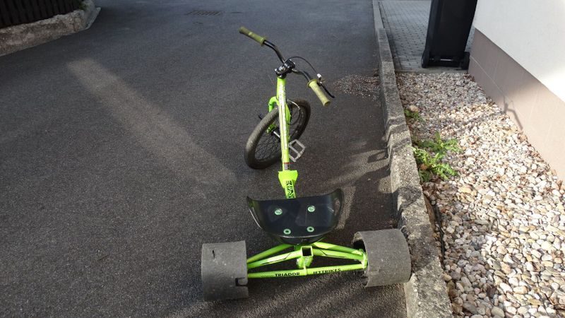 Driftovací tříkolka DRIFTRIKE TRIAD UNDERWORLD 2 GREEN