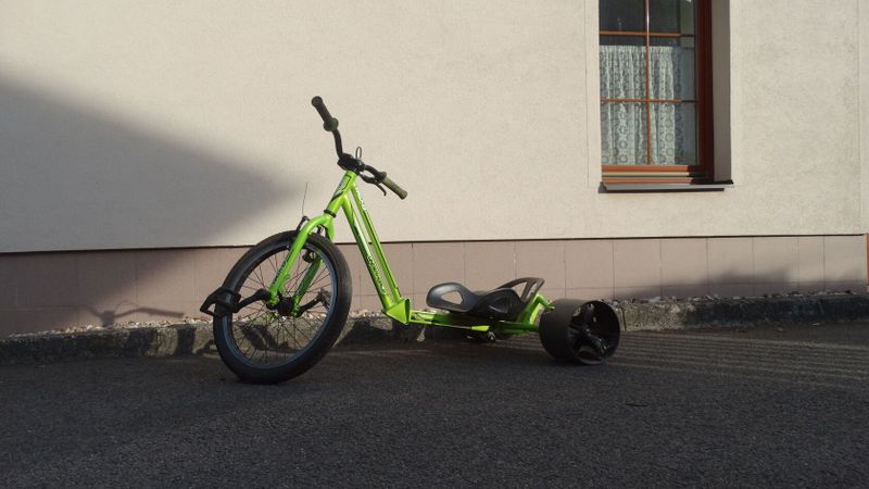 Driftovací tříkolka DRIFTRIKE TRIAD UNDERWORLD 2 GREEN