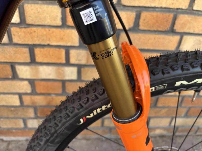 CANYON LUX CFR, vel. L - 495 mm - zakázková stavba - SHIMANO XTR 1 x 12 / FOX / DT SWISS - NOVÉ