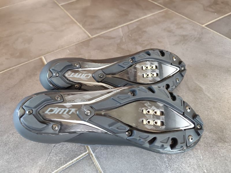 DMT KM30 vel. 43.5 černá MTB tretry - NOVÉ