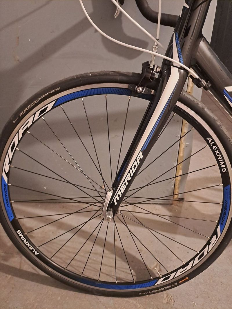 Silniční kolo MERIDA Race Lite 