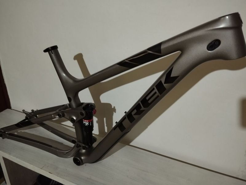 Celoodpružený 29 karbónový rám Trek Top fuel 9.7 veľ.L