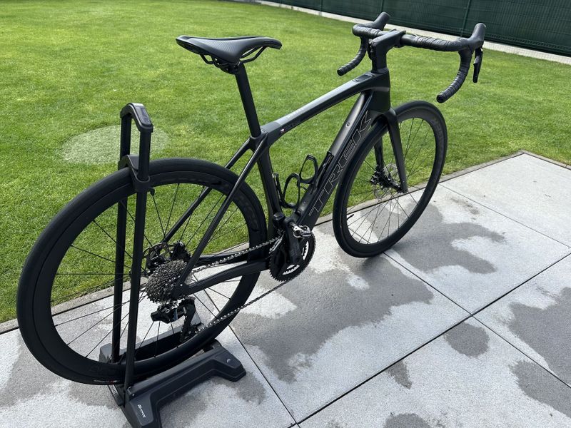 TREk DOMANE+
