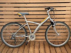 Městská / trekingová kola Btwin Five