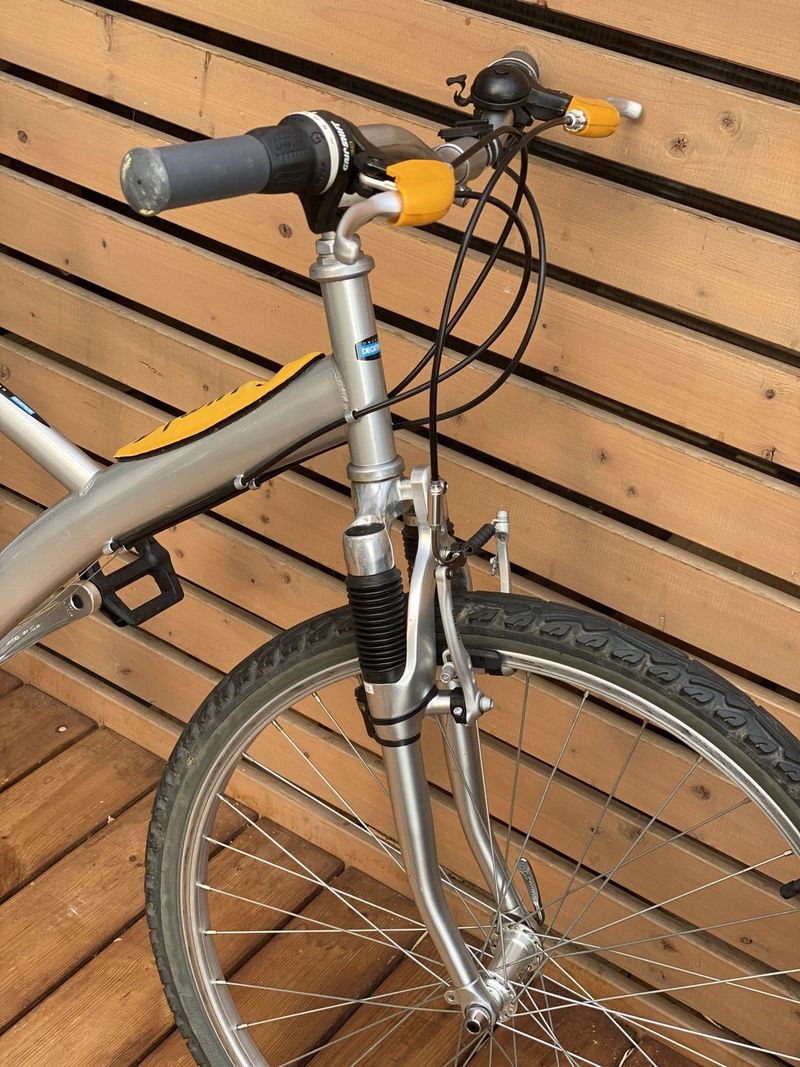 Městská / trekingová kola Btwin Five