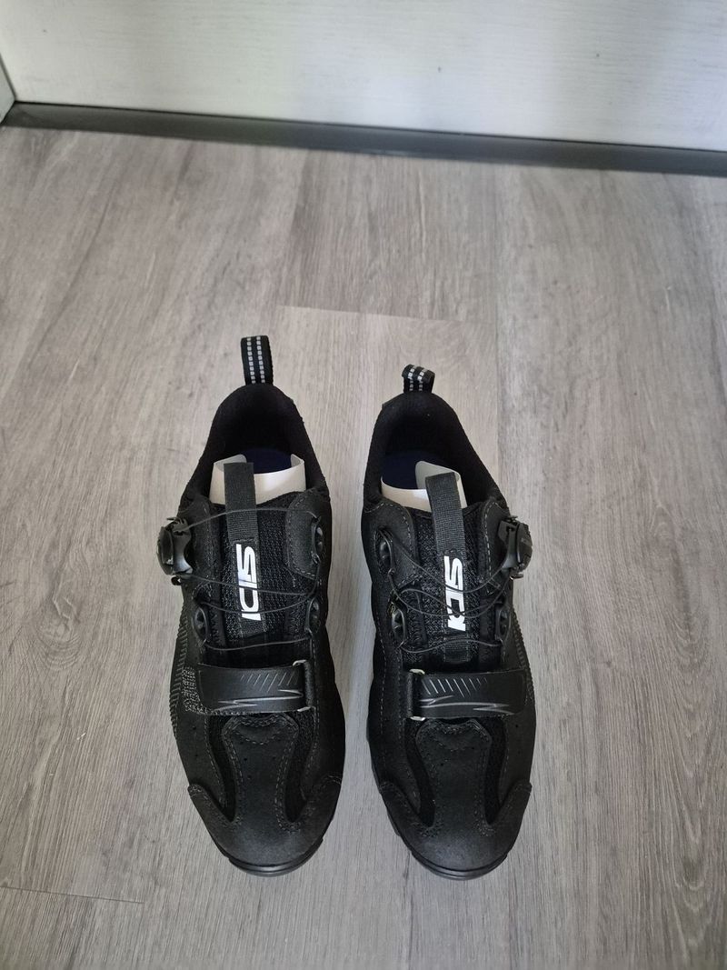 Prodám nové MTB tretry SIDI velikost 38