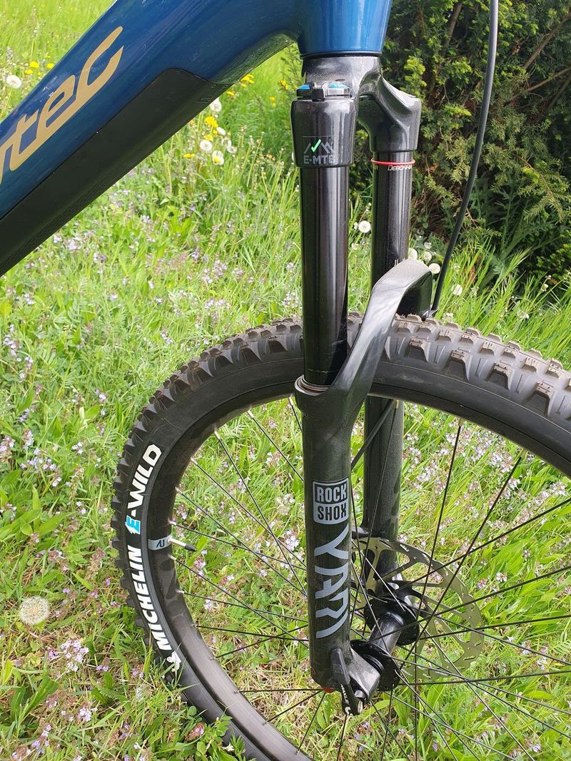 Elektrické celopéro Corratec E-Power RS 160 Pro Team - nové