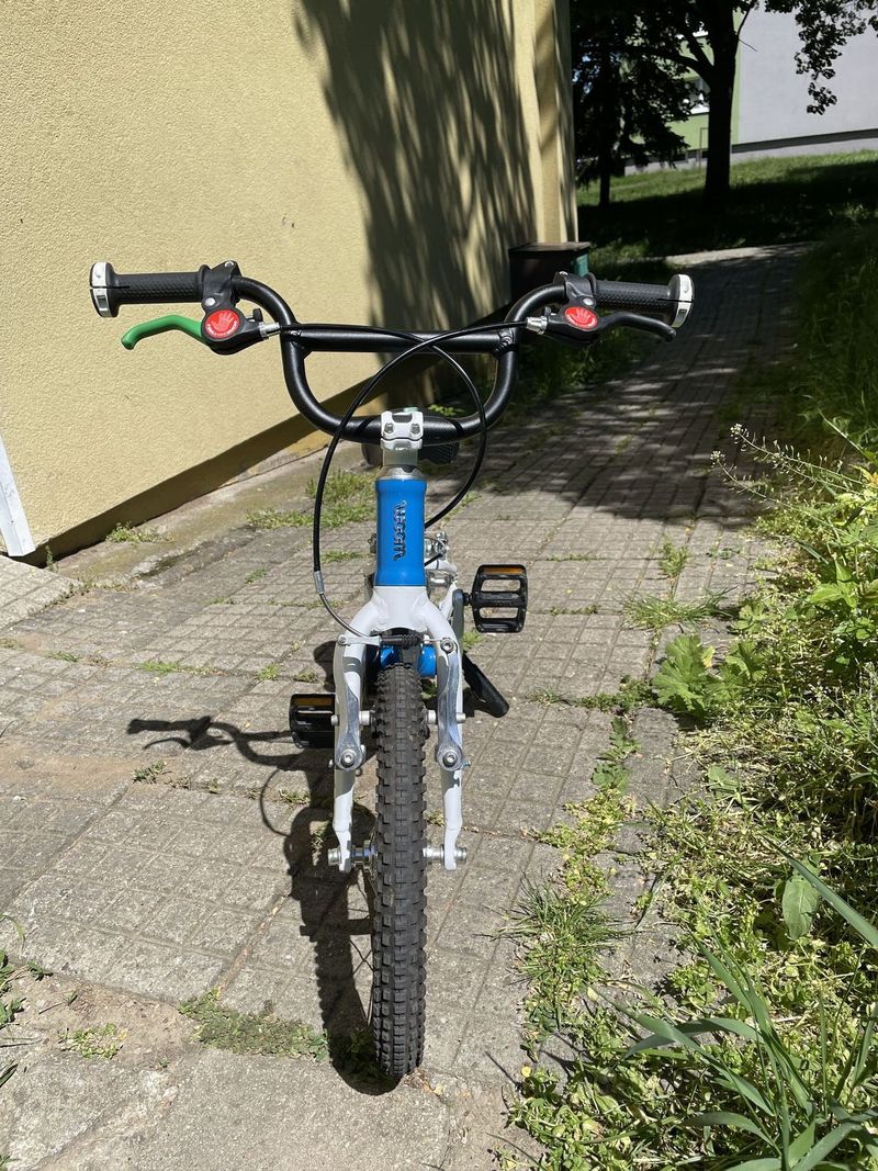 Woom 2 + stojánek