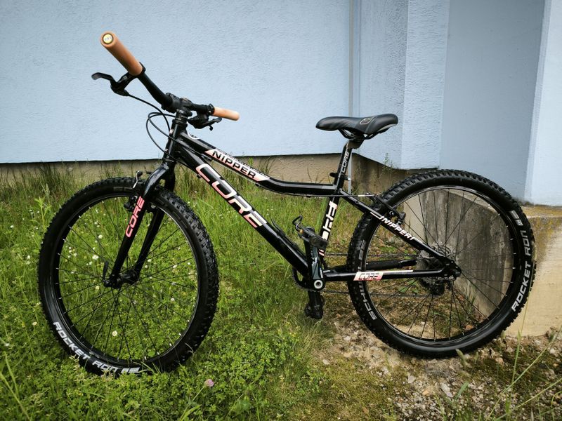 Předělané dětské kolo Core Nipper 24