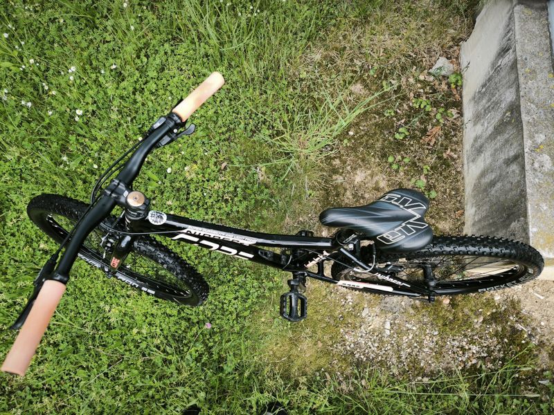 Předělané dětské kolo Core Nipper 24