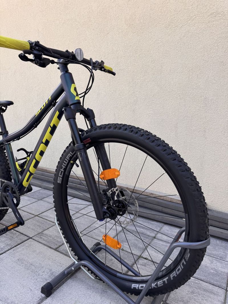 Scott Scale 600 Pro Junior