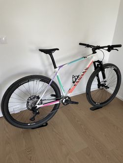 Canyon Exceed CF7