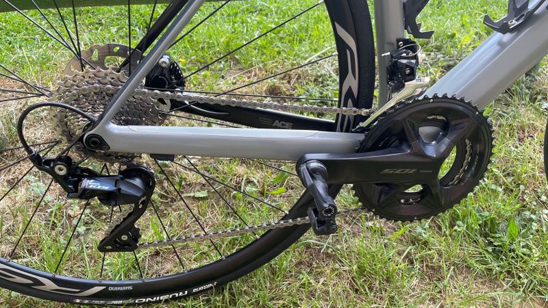 BMC Teammachine SLR02 velikost 54, Shimano 105