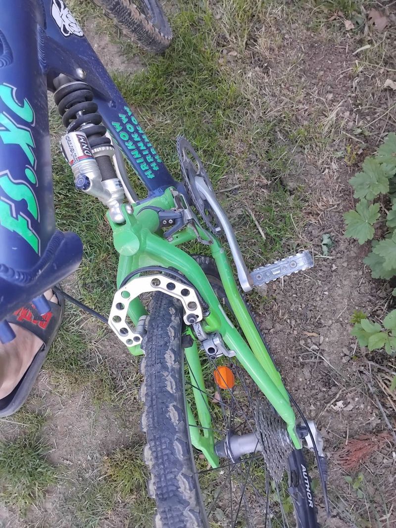 Celopéro Hrinkow brzdy Magura