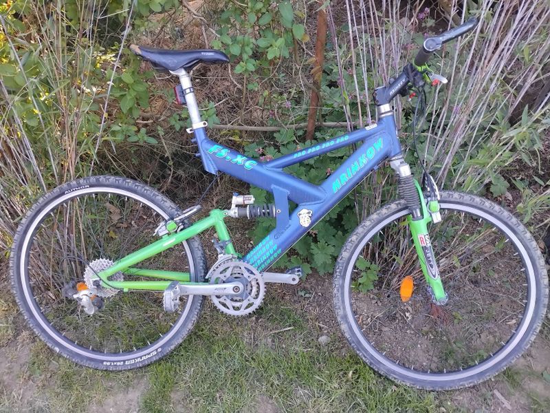 Celopéro Hrinkow brzdy Magura