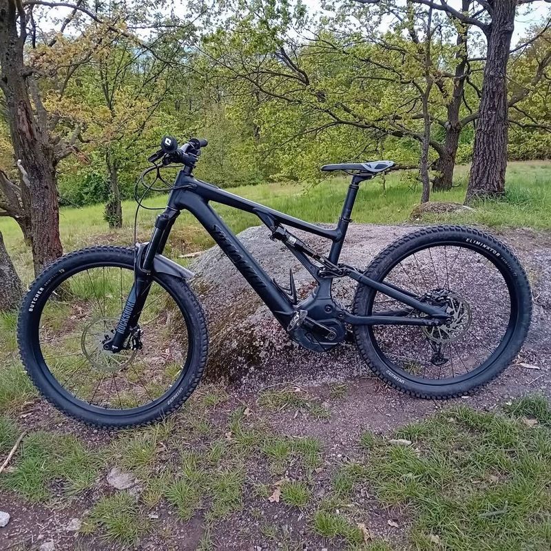 Elektrokolo Specialized Turbo Levo 700Wh