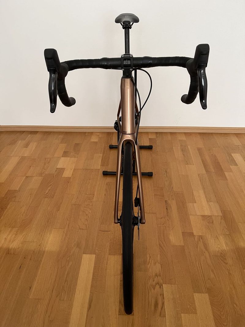 BMC Roadmachine Four 2023, rám vel. 58, SRAM Rival eTap AXS