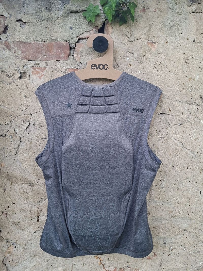 Vesta EVOC PROTECTOR VEST MEN, Carbon Grey, vel.: M