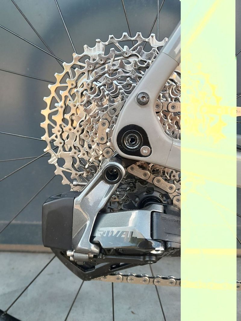 Gravel kolo Merit Plus 2022 - velikost XL(výška postavy dle výrobce 187-196 cm)