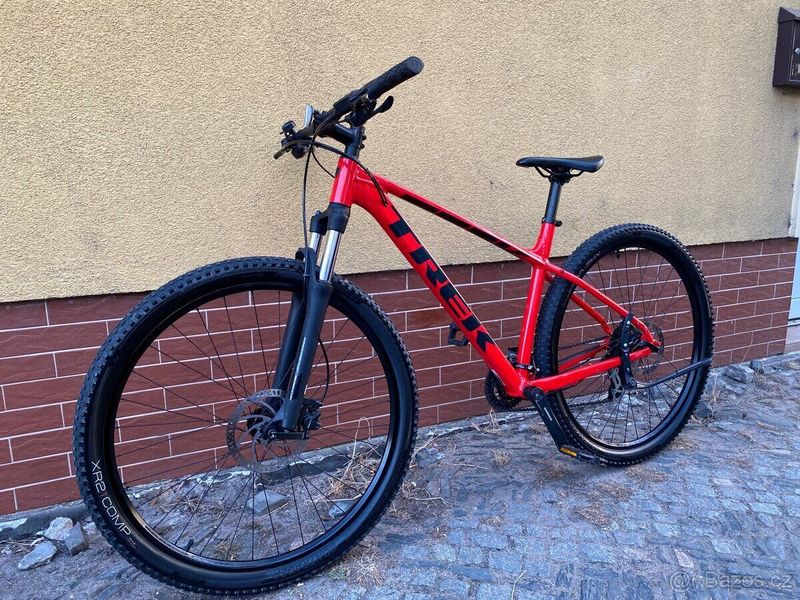 Trek Marlin 6 Horské kolo