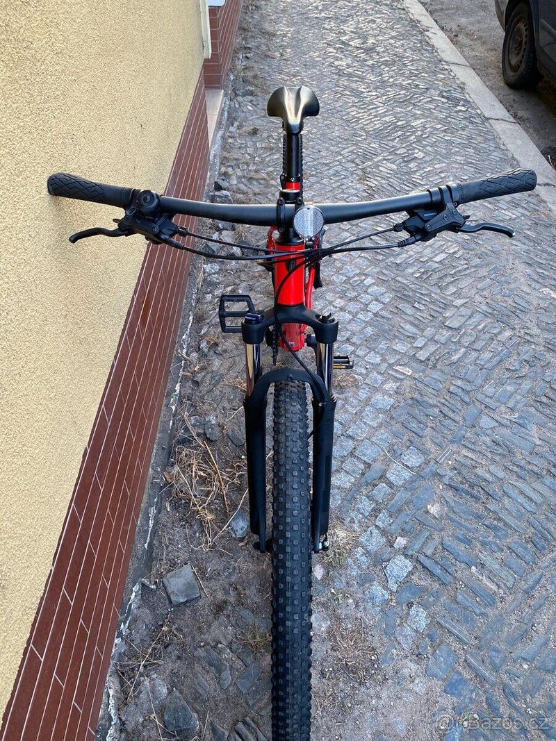 Trek Marlin 6 Horské kolo