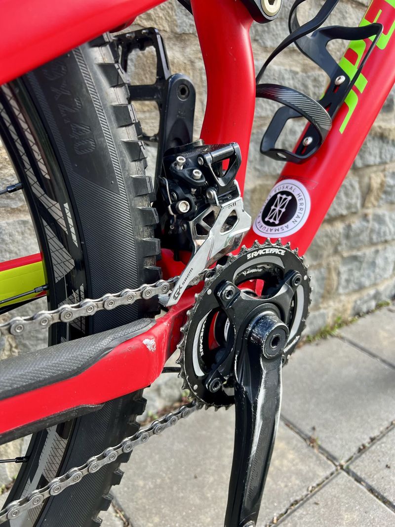 Specialized Camber Comp 29 2017