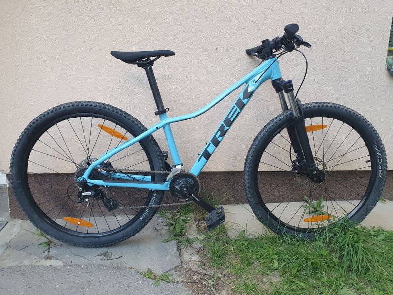 TREK Marlin 5 (2023), rám vel. S, kola 27,5'', nájezd cca 300 km