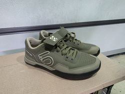 Five ten kestrel spd , freerider pro vel;42