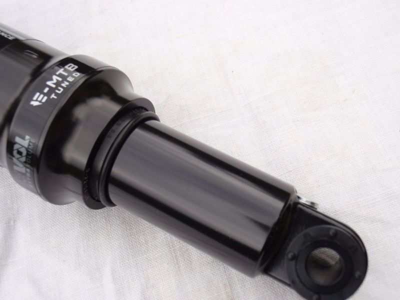 Akce! Nový tlumič Fox Float DPS Performance 165x45mm Trunnion