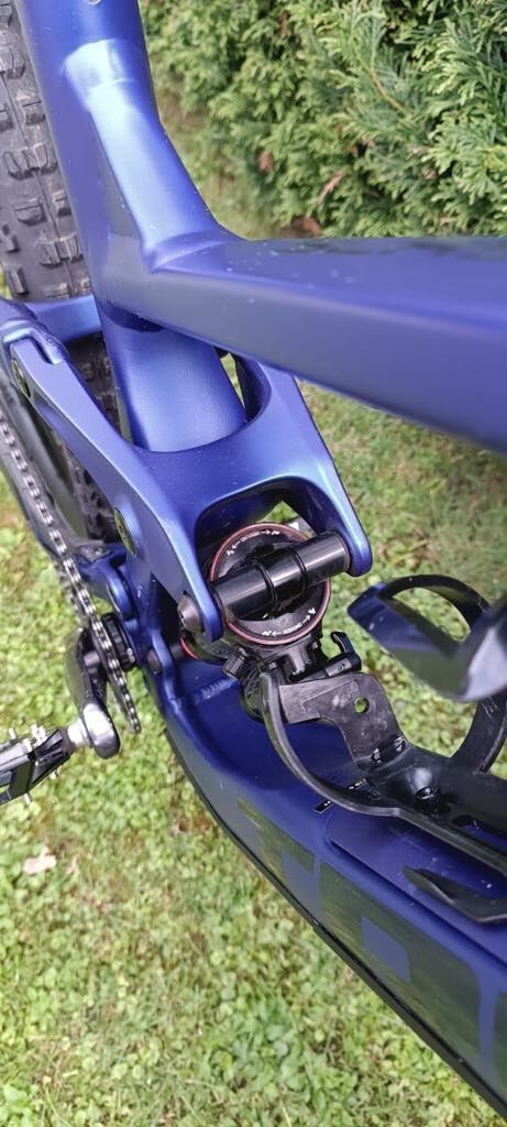 TREK Slash 8 vel.M