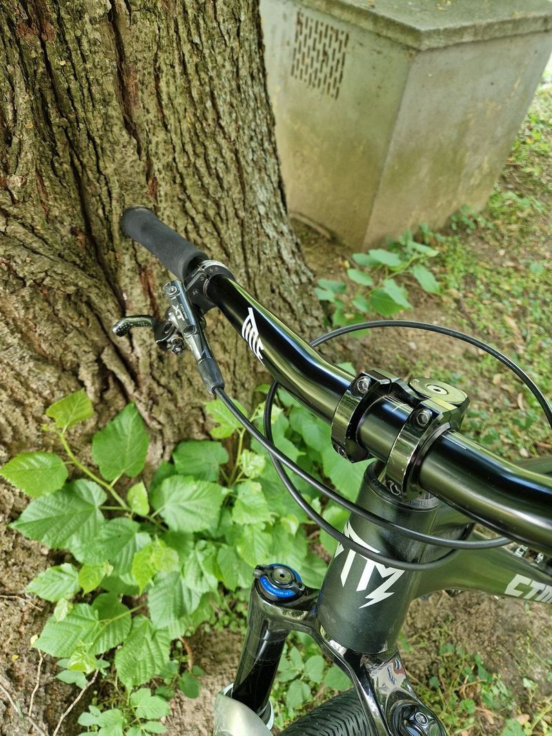 Prodám CTM Dirtking pro +title,XT brzda a Saint kliky.