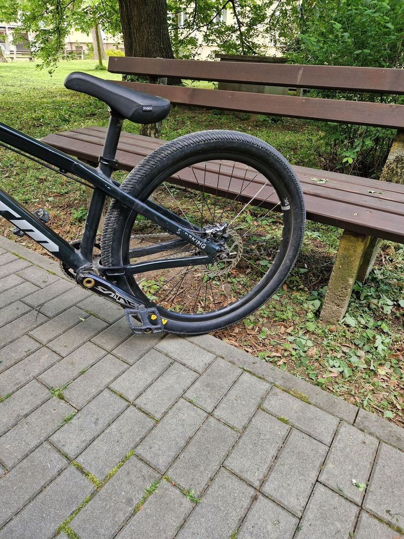 Prodám CTM Dirtking pro +title,XT brzda a Saint kliky.