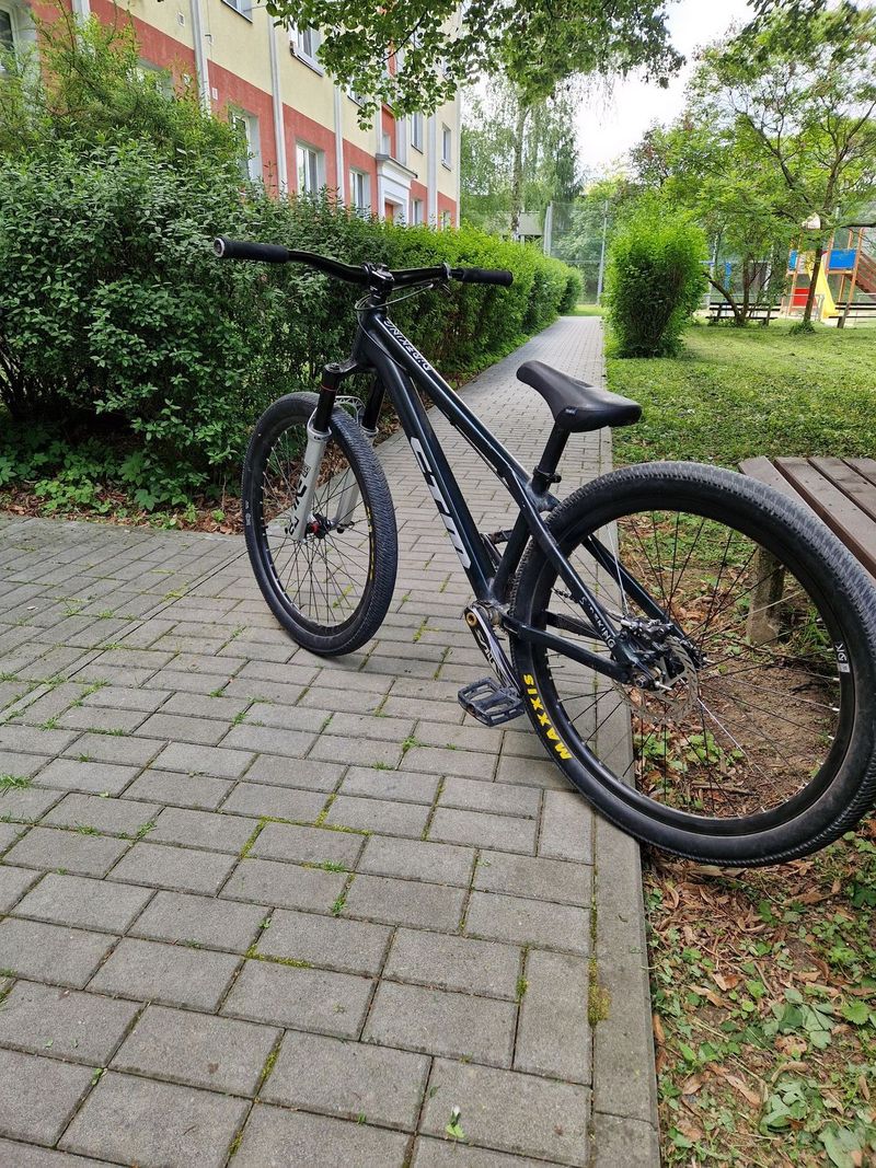 Prodám CTM Dirtking pro +title,XT brzda a Saint kliky.
