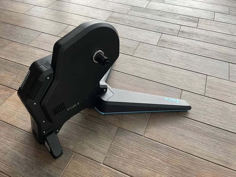 Cyklotrenažér Tacx Flux 2