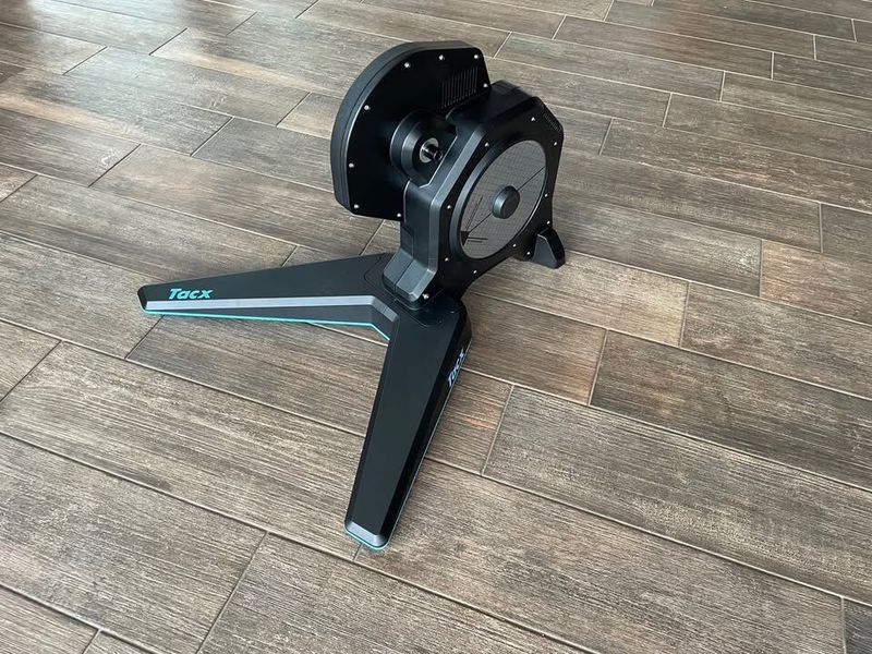 Cyklotrenažér Tacx Flux 2