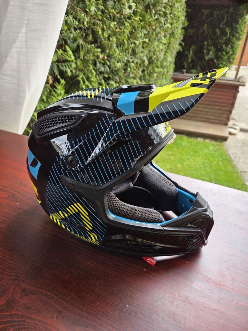 Integrální přilba Leatt GPX4.5 V19.2