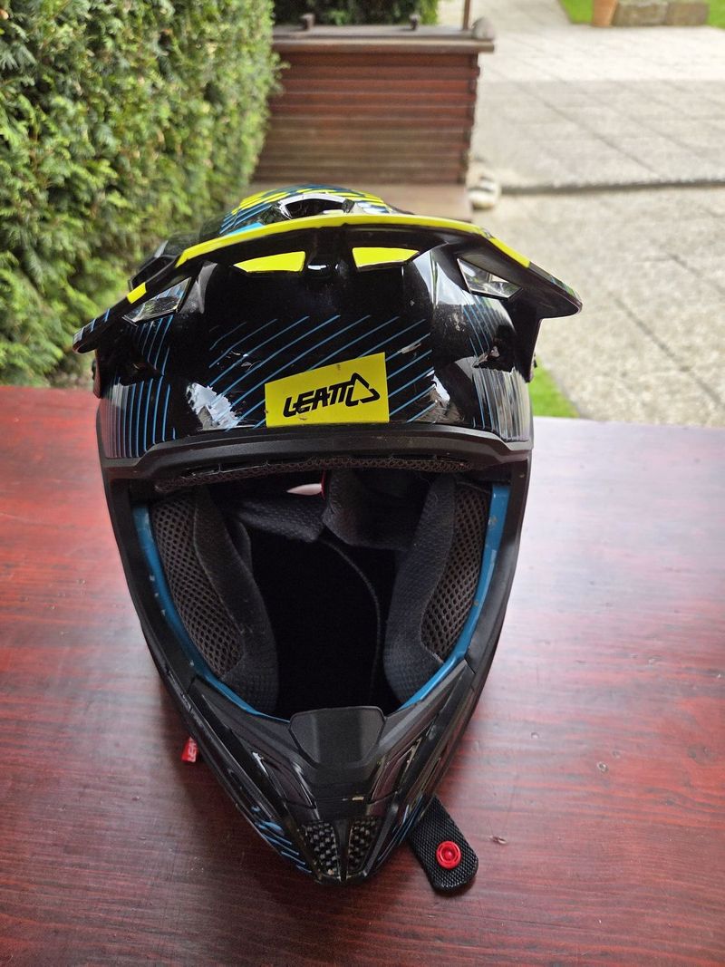 Integrální přilba Leatt GPX4.5 V19.2