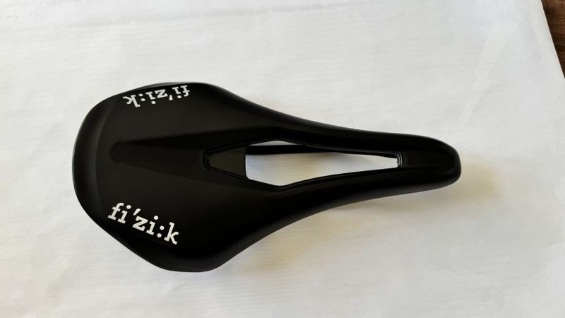 Sedlo Fizik Vento Argo R5 140 mm